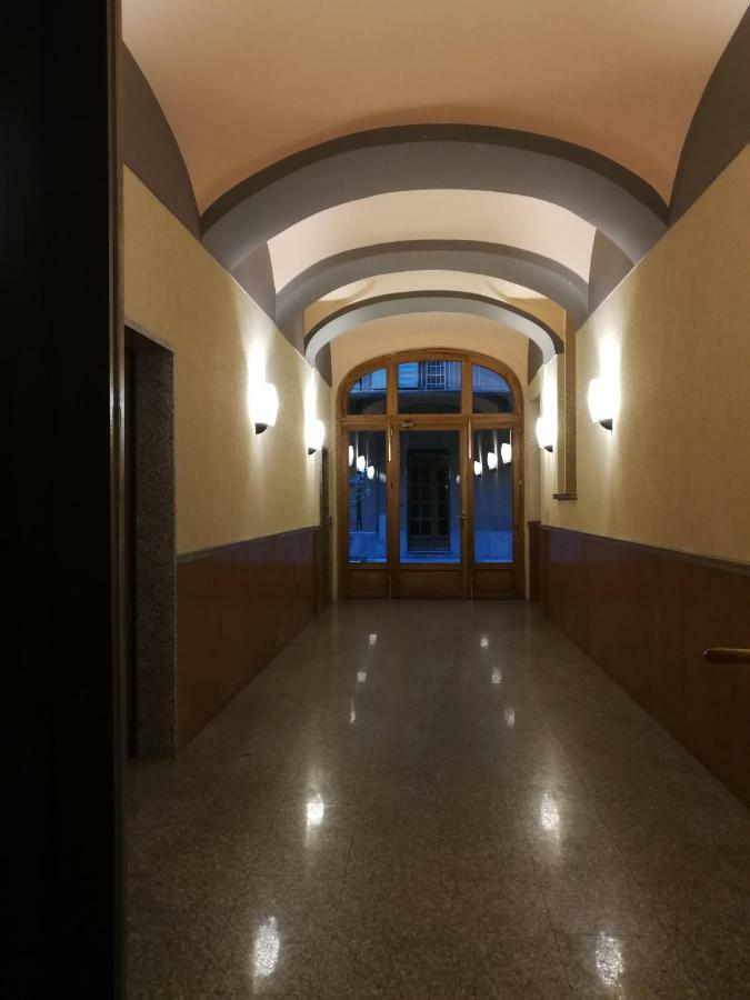 Un Soffice Nido Nel Cuore Di Torino Luaran gambar